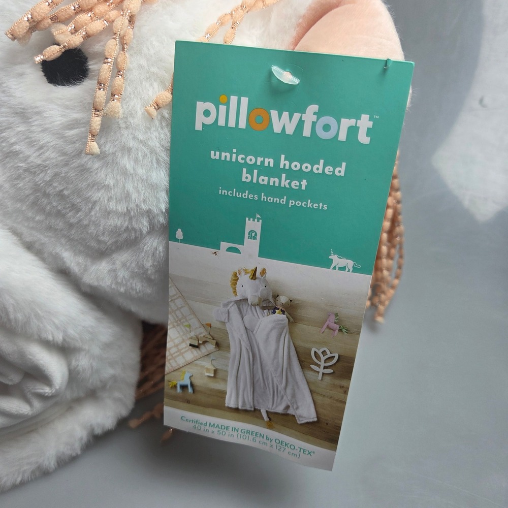 Pillowfort Kids Unicorn Hooded Blanket White Gold Horn Plush Wearable 40x50 NWT